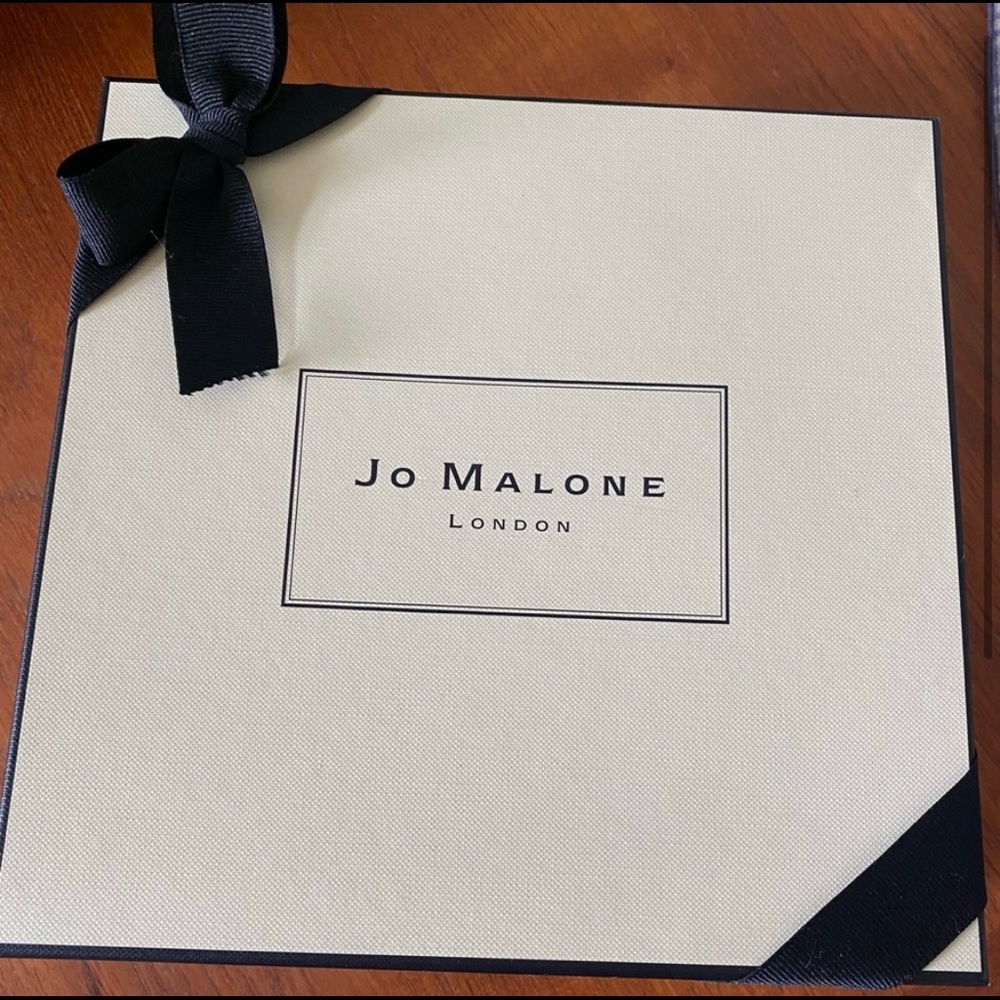 Jo Malone and Gucci Bloom boxes